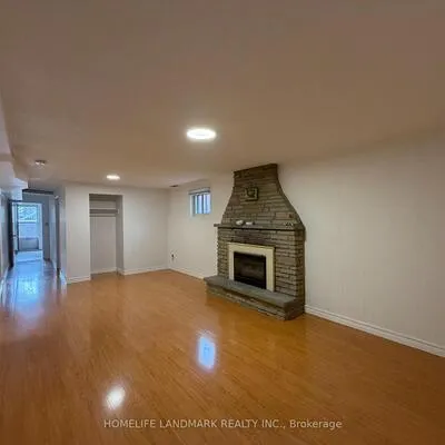98,&nbsp;Van Horne, Don Valley Village, Toronto