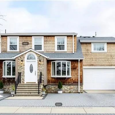 309,&nbsp;Princess, Willowdale East, Toronto