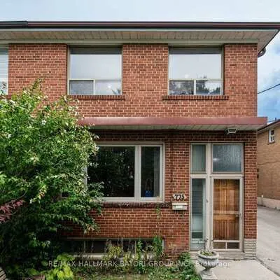 775,&nbsp;Wilson Heights, Bathurst Manor, Toronto