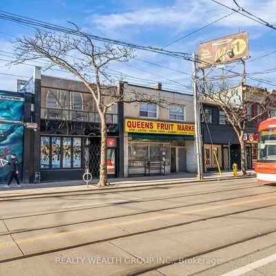 566,&nbsp;Queen, Kensington-Chinatown, Toronto