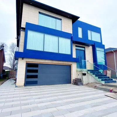17,&nbsp;Cavotti, Bathurst Manor, Toronto