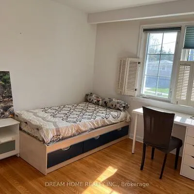 25,&nbsp;Tollerton, Bayview Woods-Steeles, Toronto