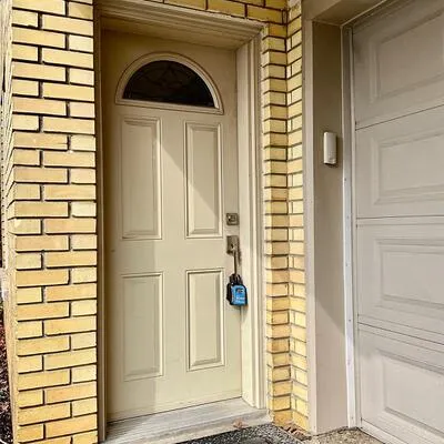260,&nbsp;Fisherville, Westminster-Branson, Toronto