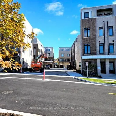 10,&nbsp;Spruce Pines, Victoria Village, Toronto