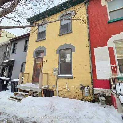 457,&nbsp;Queen, Moss Park, Toronto