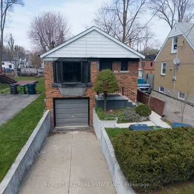 170,&nbsp;Bogert, Lansing-Westgate, Toronto
