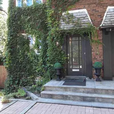 42,&nbsp;Astley, Rosedale-Moore Park, Toronto