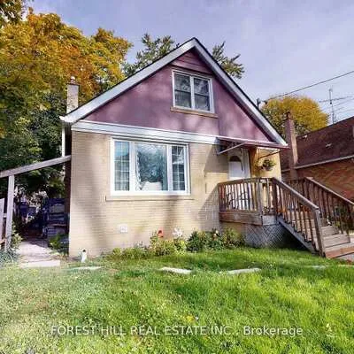 262,&nbsp;Poyntz, Lansing-Westgate, Toronto