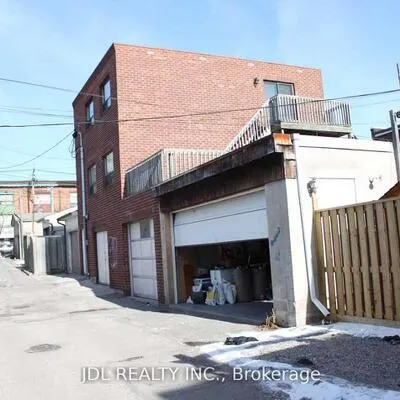 4,&nbsp;Moutray, Little Portugal, Toronto