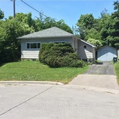 166,&nbsp;Maplehurst, Willowdale East, Toronto