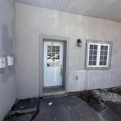 150,&nbsp;KENWOOD, Humewood-Cedarvale, Toronto