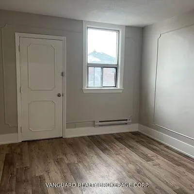 1623A,&nbsp;Eglinton, Oakwood Village, Toronto