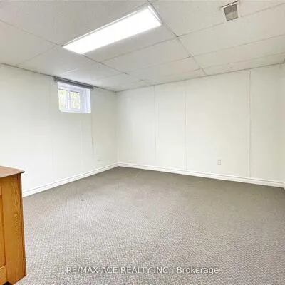 246,&nbsp;Horsham, Willowdale West, Toronto