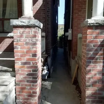 761,&nbsp;Markham, Annex, Toronto