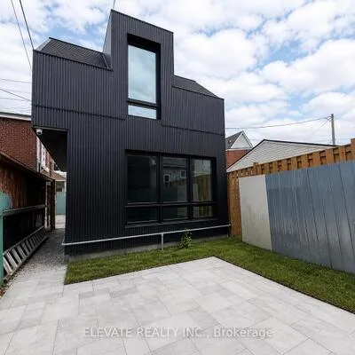 157,&nbsp;St Clarens, Dufferin Grove, Toronto
