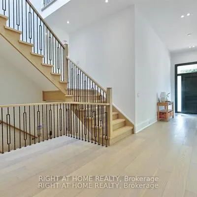 27,&nbsp;Hurlingham, Banbury-Don Mills, Toronto