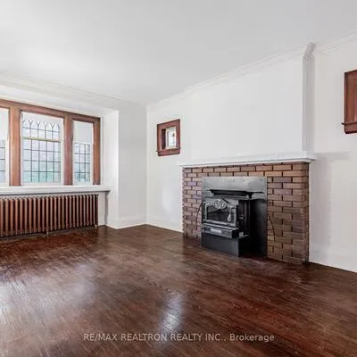 149,&nbsp;Eastbourne, Yonge-Eglinton, Toronto