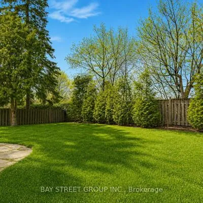 40,&nbsp;Bellbury, Don Valley Village, Toronto
