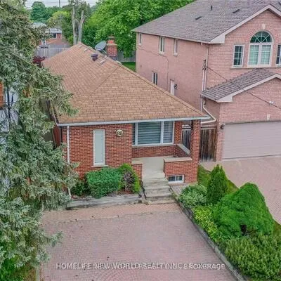 88,&nbsp;Pemberton, Newtonbrook East, Toronto
