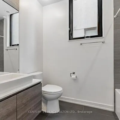 33,&nbsp;Achtman, Palmerston-Little Italy, Toronto