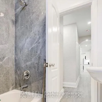 10,&nbsp;Castleview, Casa Loma, Toronto
