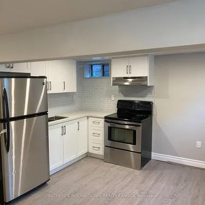 647,&nbsp;Vaughan, Oakwood Village, Toronto