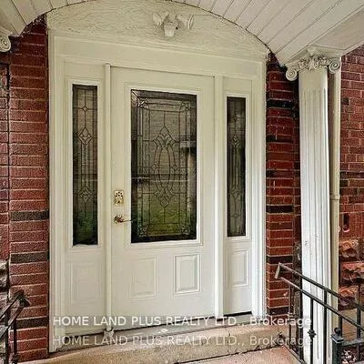 919,&nbsp;Avenue, Yonge-Eglinton, Toronto