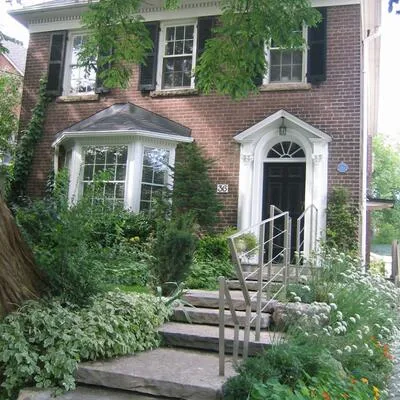 34,&nbsp;Edmund, Casa Loma, Toronto