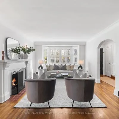 10,&nbsp;Heather, Leaside, Toronto