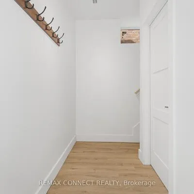 16,&nbsp;Rosemount, Wychwood, Toronto