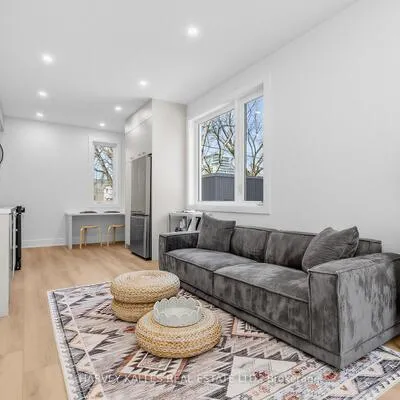 45,&nbsp;Bellevue, Kensington-Chinatown, Toronto