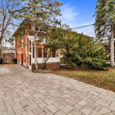 25,&nbsp;Carscadden, Westminster-Branson, Toronto