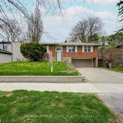 145,&nbsp;Fenn, St. Andrew-Windfields, Toronto
