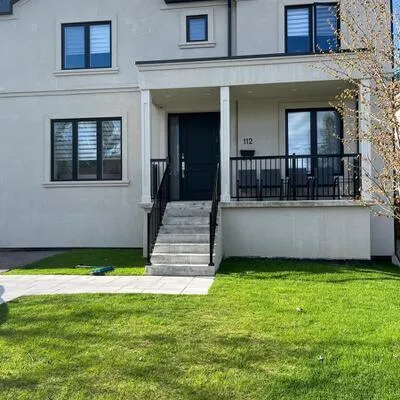 112,&nbsp;Fairholme, Englemount-Lawrence, Toronto