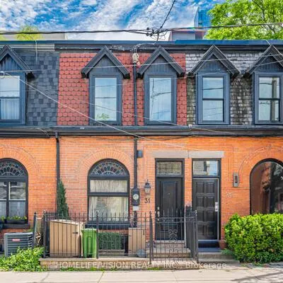 31,&nbsp;Belmont, Annex, Toronto