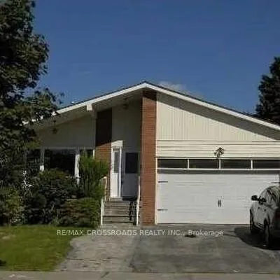 782,&nbsp;Cummer, Bayview Woods-Steeles, Toronto