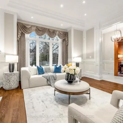 5,&nbsp;Lloydminster, Newtonbrook East, Toronto