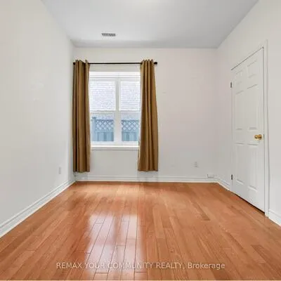 151,&nbsp;Dovercourt, Trinity-Bellwoods, Toronto