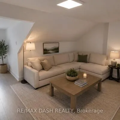 13,&nbsp;Hocken, Wychwood, Toronto