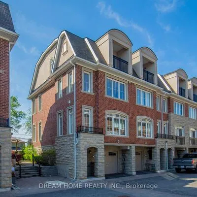 13,&nbsp;Slingsby, Willowdale East, Toronto