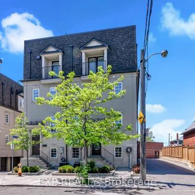 2,&nbsp;Fairleigh, Forest Hill North, Toronto