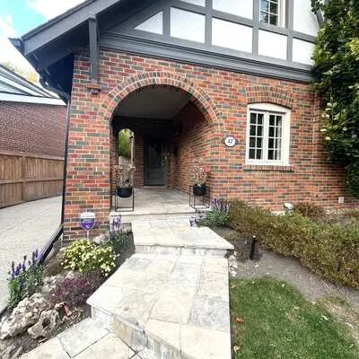 47,&nbsp;Lawrence, Lawrence Park South, Toronto