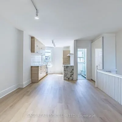1153,&nbsp;Dundas, Trinity-Bellwoods, Toronto