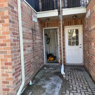 202B,&nbsp;Finch, Newtonbrook East, Toronto