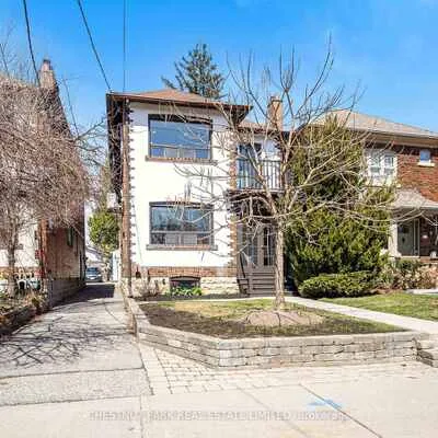 54,&nbsp;Mcnairn, Bedford Park-Nortown, Toronto