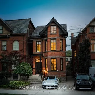 43,&nbsp;Bernard, Annex, Toronto