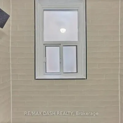 50,&nbsp;Raglan, Humewood-Cedarvale, Toronto