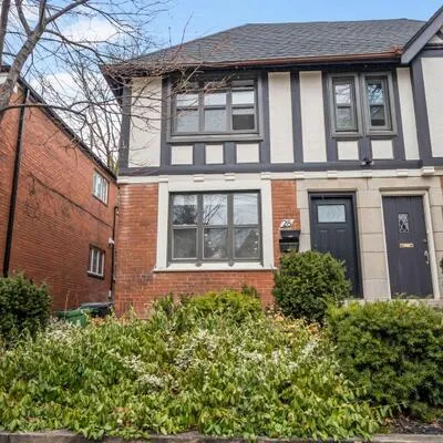 28,&nbsp;Strathgowan, Lawrence Park South, Toronto