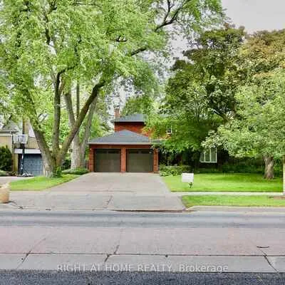 89,&nbsp;Yonge, Bedford Park-Nortown, Toronto