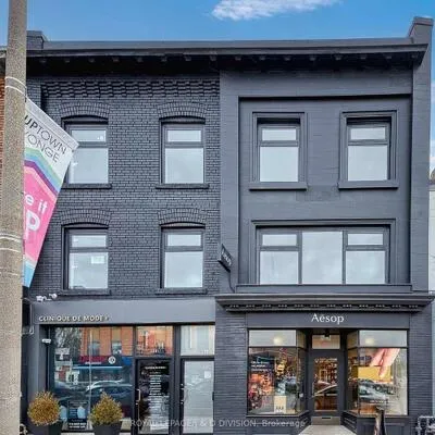 2579,&nbsp;Yonge, Mount Pleasant East, Toronto
